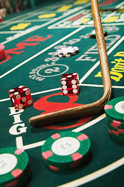 ina77 live-dealer blackjack table displayed on mobile phone screen